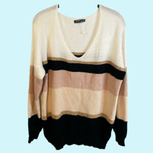 Pretty Garden NWOT White Tan Black Color Block LS Vee Neck Sweater Size Large‎